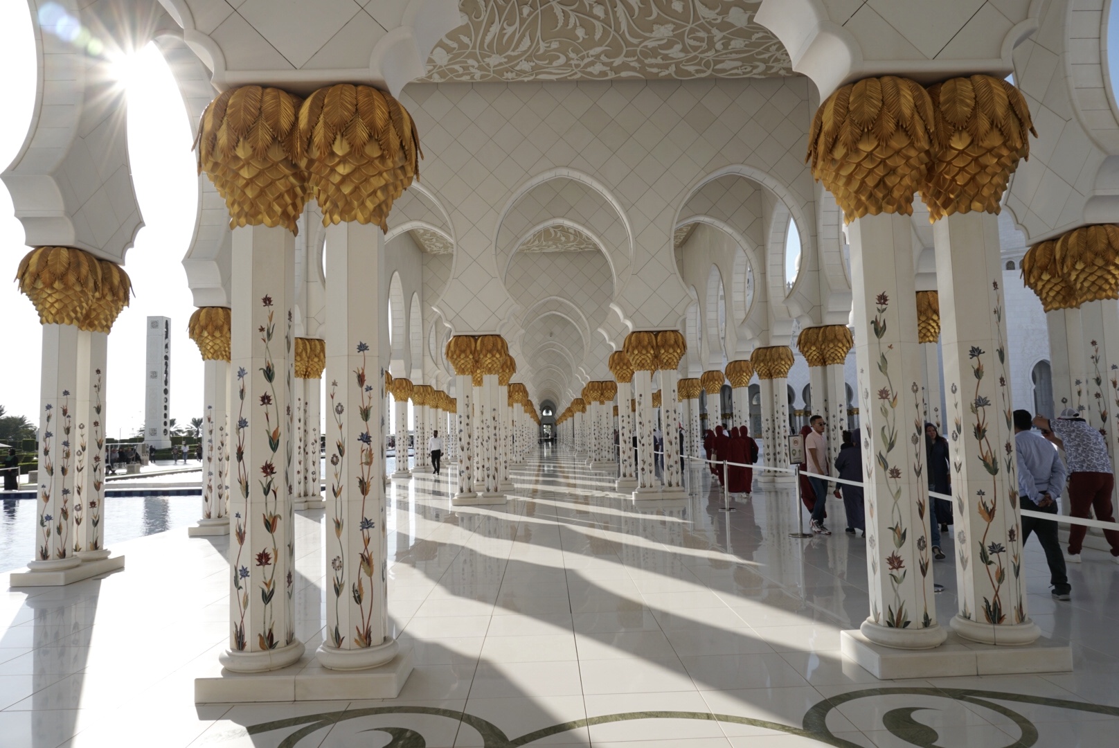 Abu Dhabi, Sheikh Zayed Grand Mosque