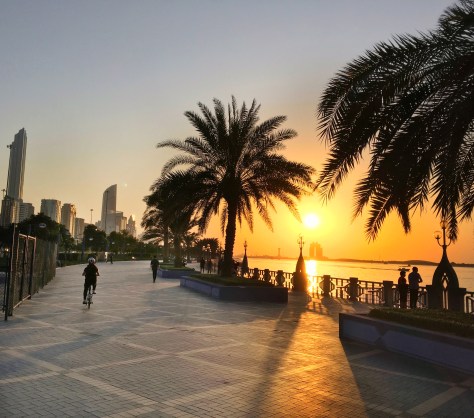 Sunset on Corniche street, Abu Dhabi