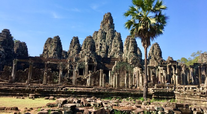 Cambodia: Visiting Angkor Wat solo (2)